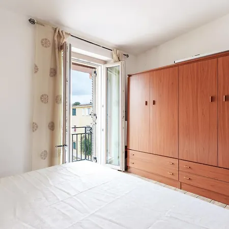 Cozy And Cool Flat Holiday home Orosei
